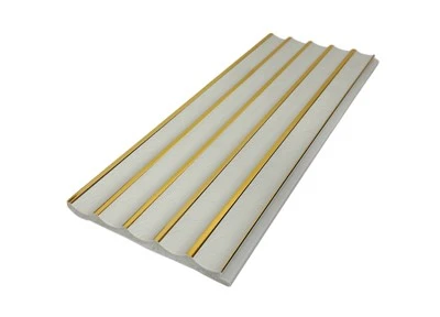 Modernes geriffeltes PS-Wandpaneel mit elegantem Finish